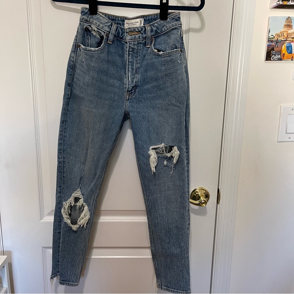 Abercrombie & Fitch curve love high rise mom jeans